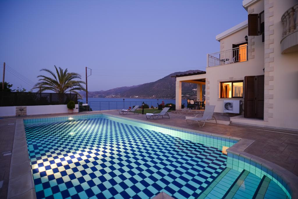 Kalli Villa Pomos Oda fotoğraf