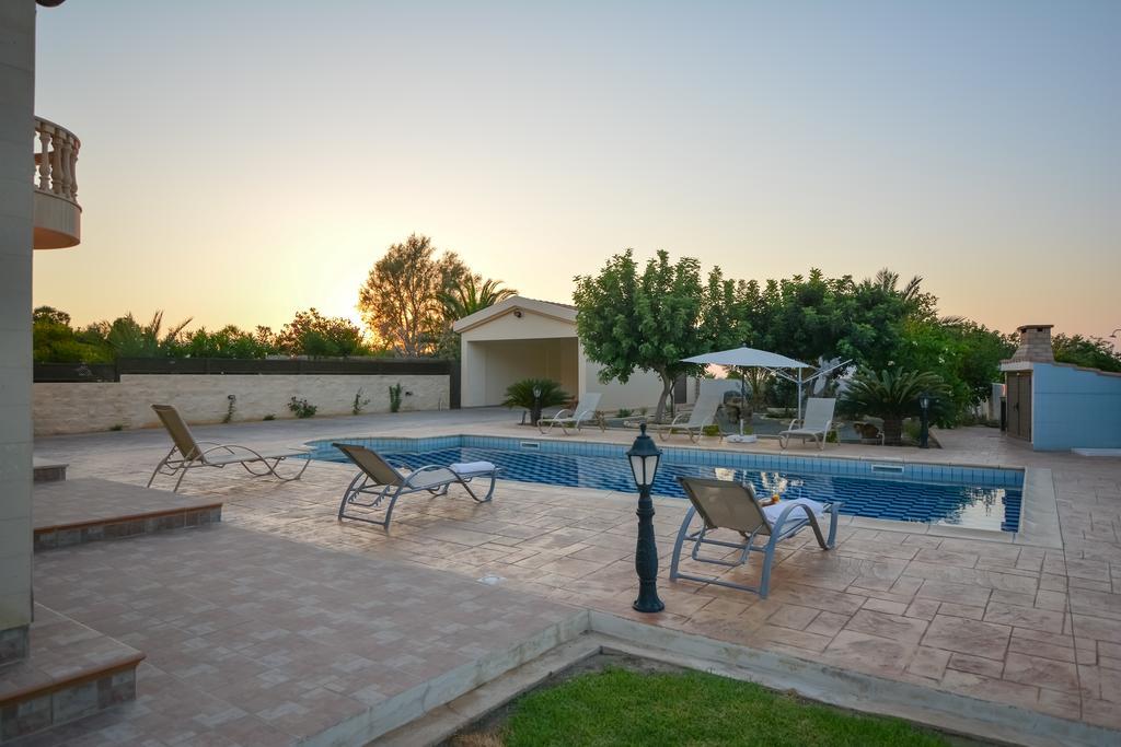 Kalli Villa Pomos Oda fotoğraf