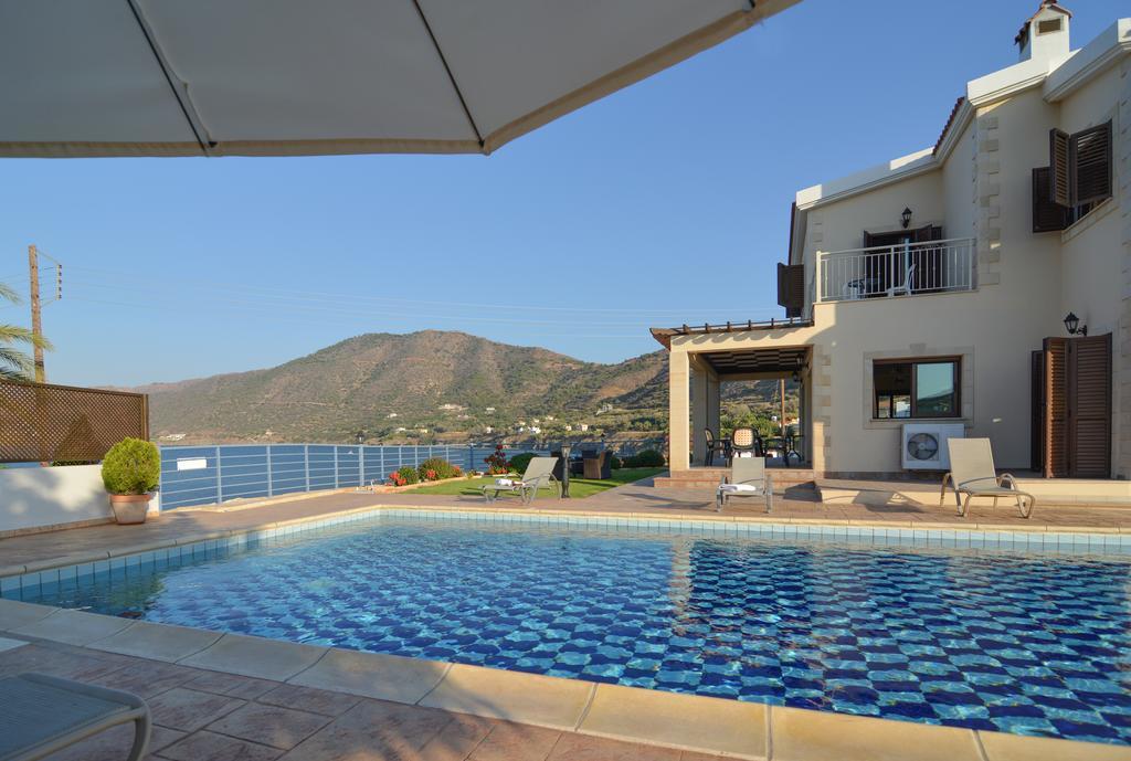 Kalli Villa Pomos Oda fotoğraf
